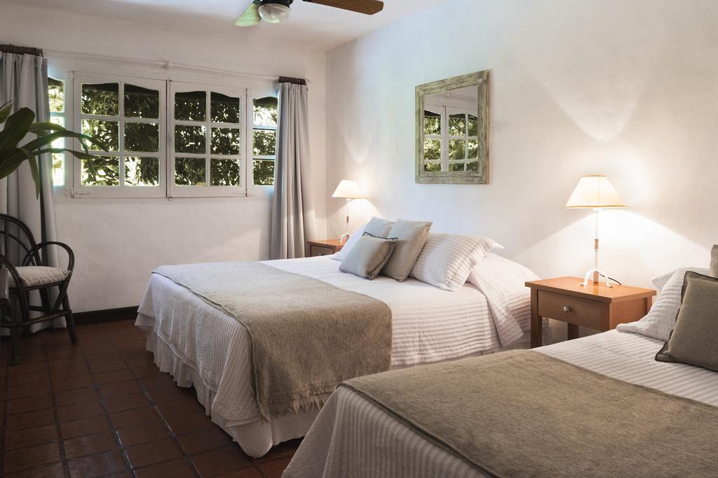 Nande Reta Hotell Colonia Carlos Pellegrini  Rum bild