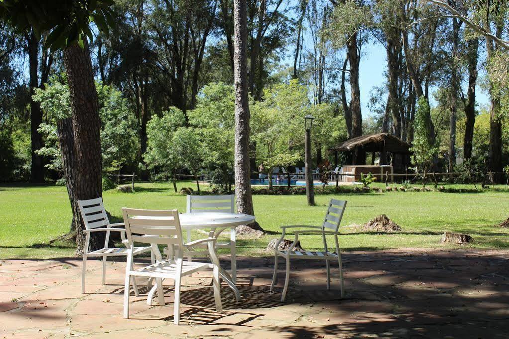 Nande Reta Hotell Colonia Carlos Pellegrini  Exteriör bild